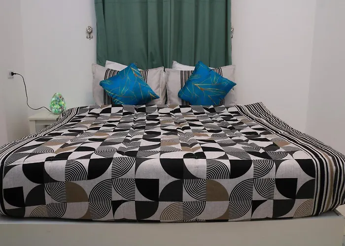 Apartment Sultan's Suite-chill Out Roof Terrace-3 Bedrooms