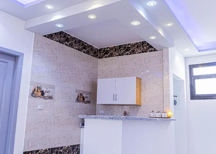 Sultan's Suite-chill Out Roof Terrace-3 Bedrooms Apartment *